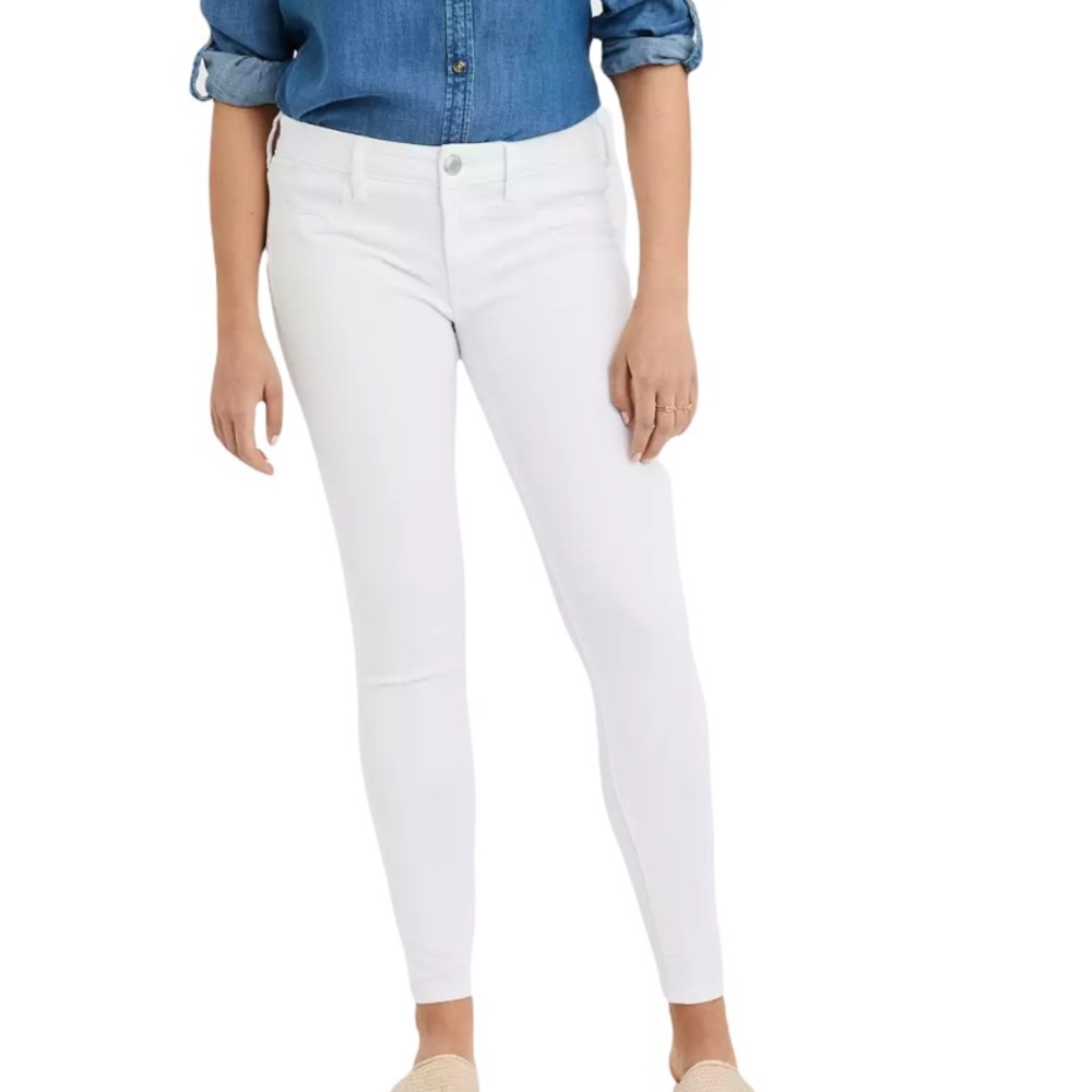 American Eagle next level stretch jegging.